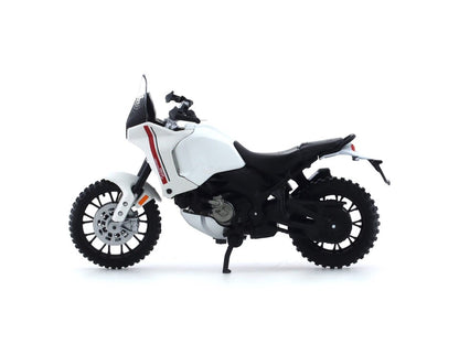 Maisto Ducati DesertX (White), 1:18