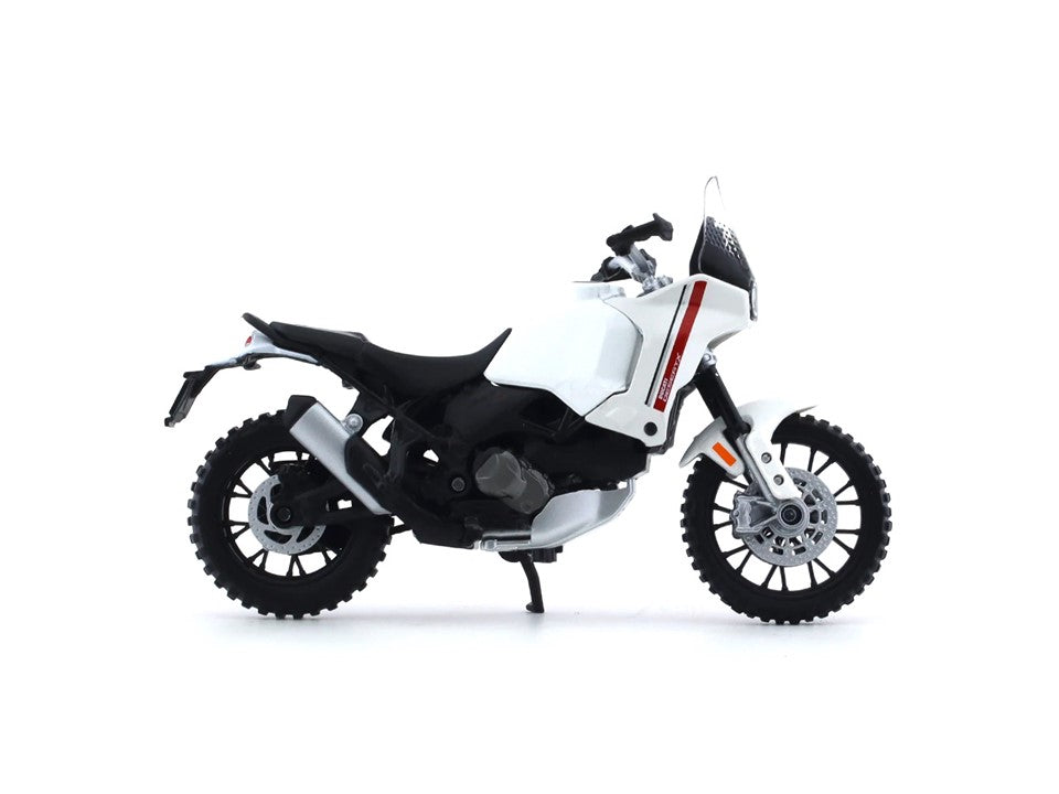 Maisto Ducati DesertX (White), 1:18